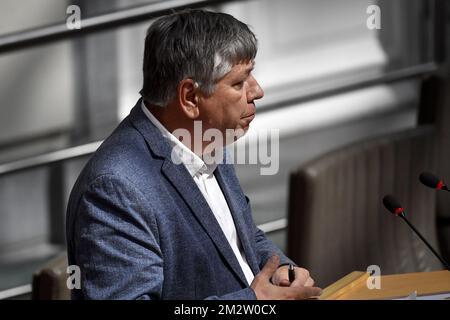 Flemish Minister of Welfare Jo Vandeurzen pictured during a plenary session at the Flemish Parliament in Brussels, Wednesday 22 May 2019. BELGA PHOTO DIRK WAEM Stock Photo