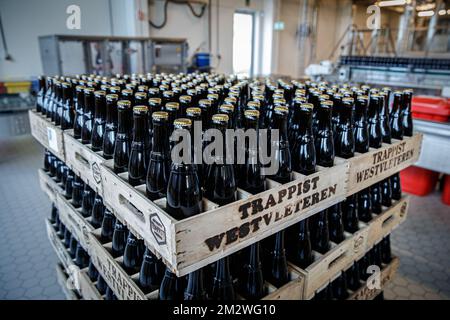 L'immagine mostra le casse di birra al Sint-Sixtusabdij (Abbaye Saint-Sixte - Abbazia di Saint-Sisto), la birreria Trappista Westvleteren, venerdì 14 giugno 2019 a Westvleteren. BELGA FOTO KURT DESPLENTER Foto Stock