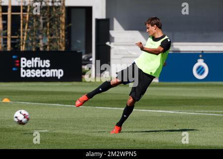 Jelle Vossen del Club combatte per la palla durante una sessione di allenamento della squadra di calcio belga Club Brugge, venerdì 21 giugno 2019 a Westkapelle, in preparazione della prossima stagione 2019-2020 della Jupiler Pro League. BELGA FOTO KURT DESPLENTER Foto Stock