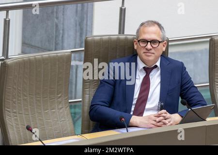 Flemish Minister of Finance, Budget and Housing Matthias Diependaele pictured during the debate on the 2023 budget, during a plenary session of the Flemish Parliament in Brussels, Wednesday 14 December 2022. BELGA PHOTO NICOLAS MAETERLINCK Stock Photo