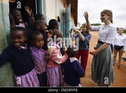 La Principessa della Corona Elisabetta ha raffigurato durante una visita alla Scuola elementare il-Bisil in una comunità Maasai, il terzo giorno di una visita reale in Kenya, giovedì 27 giugno 2019, nella contea di Kajiado. La regina Mathilde, presidente onorario dell'Unicef Belgio, e la Crownprincess Elisabeth sono in missione di tre giorni in Kenya, con particolare attenzione all'istruzione e ai bambini in circostanze difficili. FOTO DI BELGA ERIC LALMAND Foto Stock