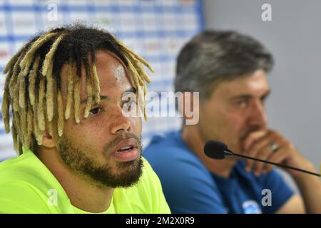 Theo Bongonda di Genk è stato raffigurato durante una conferenza stampa per presentare i nuovi protagonisti di KRC Genk. Venerdì 28 giugno 2019. FOTO DI BELGA JOHAN EYCKENS Foto Stock