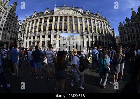 A big screen pictured outside the 'Koninklijke Sint-Hubertusgalerijen - Galeries royales Saint-Hubert' gallery during the team presentation for the 106th edition of the Tour de France cycling race, in Brussels, Belgium, Thursday 04 July 2019. This year's Tour de France starts in Brussels and takes place from July 6th to July 28th. BELGA PHOTO ERIC LALMAND  Stock Photo