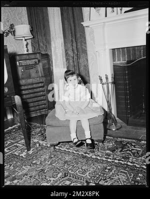 Famiglia Fiorillo. Mariana , Ragazze. Collezione Leon Abdalian Foto Stock