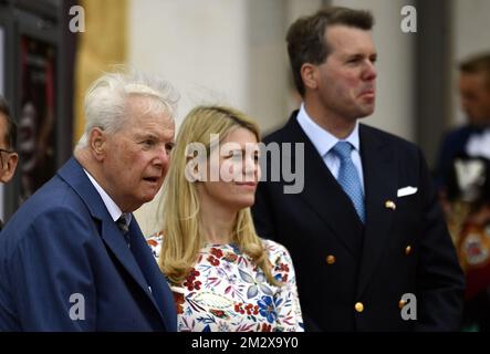 Il principe Andreas von Sachsen-Coburg und Gotha, la principessa Kelly von Sachsen-Coburg und Gotha e il principe ereditario Hubertus von Sachsen-Coburg und Gotha, raffigurati durante una visita reale di due giorni in Germania e negli stati della Turingia (Thuringen - Thuringe) e Sassonia-Anhalt (Sachsen-Anhalt - Saxe-Anhalt - martedì 09 luglio 2019). FOTO DI BELGA ERIC LALMAND Foto Stock