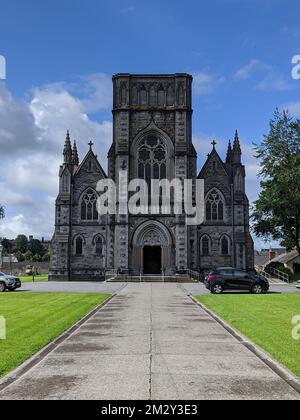 Chiesa di San Giovanni, Kilkenny. La Chiesa fu progettata da William Hague e costruita tra il 1903 e il 1908 sul sito di una chiesa precedente. Foto Stock