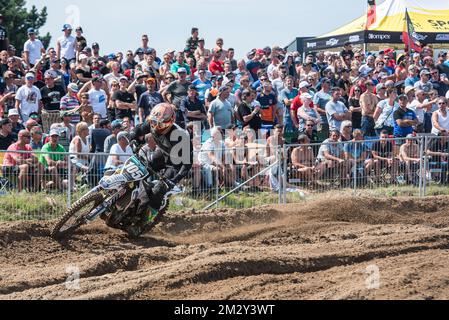 Il belga Cyril Genot raffigurato in azione durante la gara MX2 in occasione del GP di Limburgo a Lommel, domenica 04 agosto 2019. FOTO DI BELGA JONAS ROOSENS Foto Stock