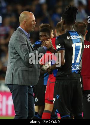 Philippe Clement, allenatore capo del Club Brugge e Simon Deli del Club, raffigurati dopo una partita tra la squadra di calcio belga Club Brugge e il club ucraino Dynamo Kyiv, nel terzo turno di qualificazione della UEFA Champions League, martedì 06 agosto 2019 a Brugge. BELGA PHOTO VIRGINIE LEFOUR Foto Stock