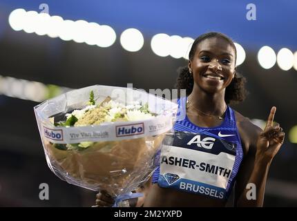 La britannica Dina Asher-Smith festeggia dopo aver vinto la gara femminile del 100m all'edizione 2019 dell'AG Insurance Memorial Van Damme IAAF Diamond League, che si terrà venerdì 06 settembre 2019 a Bruxelles. FOTO DI BELGA JASPER JACOBS Foto Stock