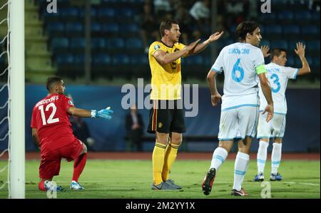 Il belga Jan Vertonghen gesta durante una partita tra San Marino e i Red Devils, nazionale belga di calcio, qualificatore Euro 2020, presso lo Stadio Olimpico di San Marino, a Serravalle, San Marino, venerdì 06 settembre 2019. BELGA PHOTO VIRGINIE LEFOUR Foto Stock