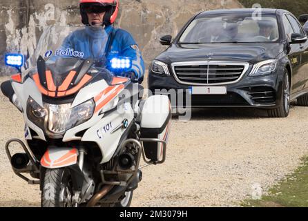 L'immagine mostra l'auto di re Filippo - Filip scortato dalla polizia come egli arriva alle commemorazioni per il 75th ° anniversario della liberazione del Forte di Breendonk, Mercoledì 18 settembre 2019, a Breendonk, Puurs. BELGA FOTO BENOIT DOPPAGNE Foto Stock