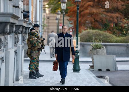 Il Ministro dello sviluppo della cooperazione, dell'Agenda digitale, dei servizi postali e delle finanze Alexander De Croo arriva in occasione di una riunione del Consiglio del Ministro del governo federale a Bruxelles, venerdì 20 settembre 2019. FOTO DI BELGA NICOLAS MAETERLINCK Foto Stock