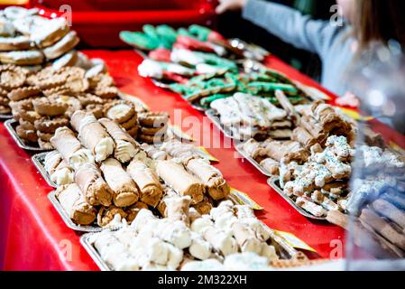 Festive Moments - Christmas Italian Cookies and Pasticceria Foto Stock