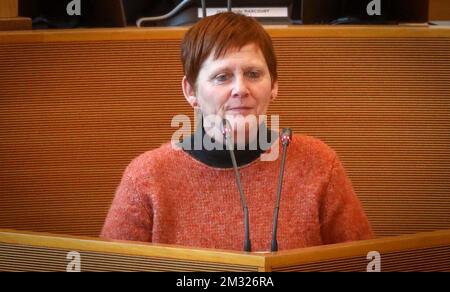 Alice Bernard del PTB ha illustrato durante una sessione plenaria del Parlamento vallone a Namur, mercoledì 22 gennaio 2020. BELGA PHOTO VIRGINIE LEFOUR Foto Stock