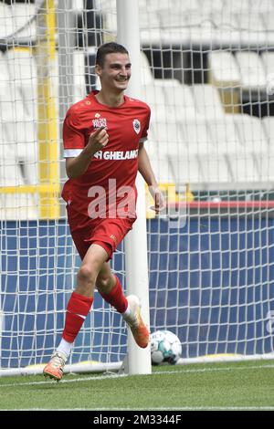 Pieter Gerkens di Anversa festeggia dopo aver segnato la partita della Jupiler Pro League tra Cercle Brugge e il Royal Antwerp FC, a Brugge, domenica 16 agosto 2020, il giorno 02 del campionato di calcio belga. FOTO DI BELGA JOHAN EYCKENS Foto Stock