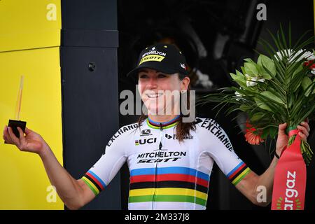 Olandese Annemiek van Vleuten di Mitchelton - Scott sul podio della 'la Course by le Tour de France' una giornata di gara di ciclismo femminile, 96km da e per Nizza, in Francia, sabato 29 agosto 2020. La gara è tradizionalmente organizzata prima di una tappa della gara ciclistica maschile del Tour de France. FOTO DI BELGA DAVID STOCKMAN Foto Stock