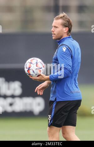 Ruud Vormer del Club è stato raffigurato durante una sessione di allenamento del club belga Brugge in vista del secondo gioco di gruppo della UEFA Champions League, nel gruppo F, tra la squadra di calcio belga Club Brugge e il club italiano SS Lazio Roma, martedì 27 ottobre 2020 a Brugge. FOTO DI BELGA BRUNO FAHY Foto Stock