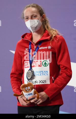 Il belga Noor Vidts ha mostrato sul podio dopo il Pentathlon ai Campionati europei di Atletica Indoor, a Torun, Polonia, venerdì 05 marzo 2021. I campionati si svolgono dal 4 al 7 marzo. FOTO DI BELGA JASPER JACOBS Foto Stock