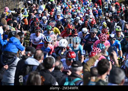 Immagine scattata durante la quarta tappa della 79th edizione della gara ciclistica Parigi-Nizza, 188km da Chalon-sur-Saone a Chiroubles, Francia, mercoledì 10 marzo 2021. FOTO DI BELGA DAVID STOCKMAN Foto Stock