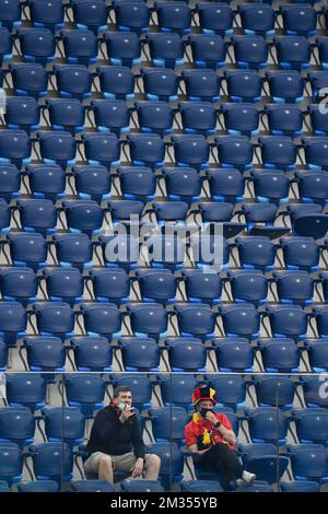 L'immagine mostra i tifosi in attesa di una partita di calcio tra la Russia e i Red Devils del Belgio, la prima partita nella fase di gruppo (gruppo B) del Campionato europeo di calcio UEFA 2020, sabato 12 giugno 2021 a San Pietroburgo, Russia. FOTO DI BELGA DIRK WAEM Foto Stock