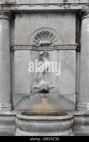 Liegi. Vallonia - Belgio 31-10-2021. Frammento di un monumento nel centro di Liegi Foto Stock