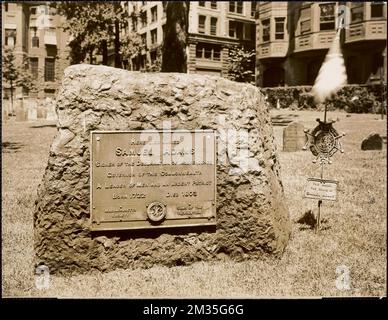 Tomba di Samuel Adams, Tombe e monumenti sepolcrali, Granary Burying Ground Boston, Mass., Adams, Samuel, 1722-1803. Collezione Leon Abdalian Foto Stock