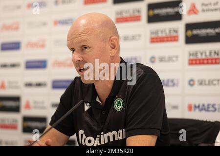 Henning Berg, capo allenatore di Omonoia, ha illustrato durante la conferenza stampa del club cipriota Omonia Nicosia, ad Anversa, mercoledì 25 agosto 2021. giovedì nicosia giocherà nella parte di ritorno del play-off per il concorso Europa League contro la squadra di calcio belga Royal Antwerp FC. FOTO DI BELGA JAMES ARTHUR GEKIERE Foto Stock