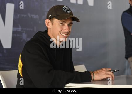 L'australiano Alex De Minaur ha illustrato durante una sessione di firma in vista del torneo europeo Open Tennis ATP, ad Anversa, lunedì 18 ottobre 2021. FOTO DI BELGA LAURIE DIEFFEMBACQ Foto Stock