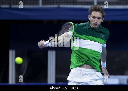Il francese Nicolas Mahut ha mostrato in azione durante una partita di doppio maschile tra l'olandese Pair Koolhof - Rojer e il francese Mahut - Martin, le finali del torneo europeo Open Tennis ATP, ad Anversa, domenica 24 ottobre 2021. BELGA FOTO KRISTOF VAN ACCOM Foto Stock
