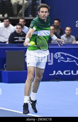 Il francese Nicolas Mahut ha mostrato in azione durante una partita di doppio maschile tra l'olandese Pair Koolhof - Rojer e il francese Mahut - Martin, le finali del torneo europeo Open Tennis ATP, ad Anversa, domenica 24 ottobre 2021. FOTO DI BELGA LAURIE DIEFFEMBACQ Foto Stock