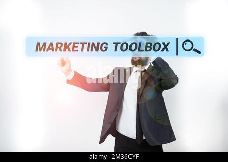 Didascalia concettuale Marketing Toolbox. Parola scritta su mezzi di promozione di un prodotto o servizi automazione Foto Stock