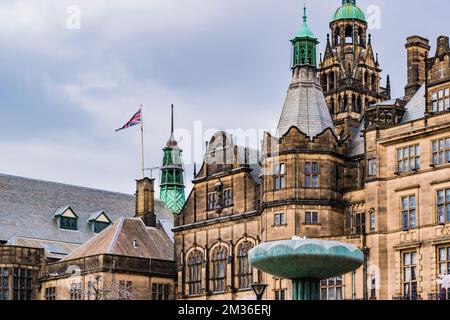 Il municipio di Sheffield è un edificio comunale nella città di Sheffield, Inghilterra. L'edificio è utilizzato dal comune di Sheffield. Si tratta di un grado i elencato Foto Stock