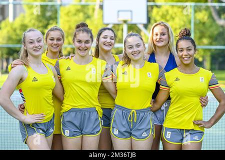 Ginnastica Lisa Vaelen, ginnastica Margaux Daveloose, ginnastica Maellyse Brassart, ginnastica Fien Enghels, ginnastica Jade Vansteenkiste, La gymnast Noemie Louon e la gymnast Jutta Verkest posa per il fotografo durante un campo di allenamento organizzato dal Comitato Olimpico Belga BOIC-COIB a Belek Turchia, venerdì 19 novembre 2021. La tappa si svolge dal 13 al 27 novembre. FOTO DI BELGA LAURIE DIEFFEMBACQ Foto Stock