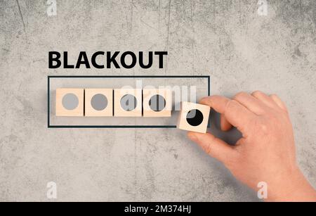 Barra di carico con blackout, interruzione dell'alimentazione, fornitura di energia incerta, rischio e crisi per l'elettricità Foto Stock