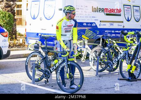 Olandese Boy Van Poppel di Intermarche Wanty-Gobert Materiaux nella foto durante una sessione di allenamento alla giornata media del team ciclistico belga Intermarche-Wanty-Gobert Materiaux Alicante, Spagna, venerdì 14 gennaio 2022, in preparazione della prossima stagione. FOTO DI BELGA JOMA GARCIA Foto Stock