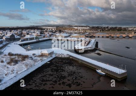 Porto di Berwick piccolo porto sulla costa nord-orientale che accede al Mare del Nord. Tweedmouth, Berwick upon Tweed, Northumberland, Inghilterra, Regno Unito Foto Stock