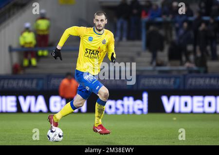 Aleksandar Vukotic di Waasland-Beveren è stato raffigurato durante una partita di calcio tra Waasland-Beveren e RWD Molenbeek, sabato 19 febbraio 2022 a Beveren-WAAS, il giorno 21 della seconda divisione del campionato di calcio belga della '1B Pro League'. BELGA FOTO KRISTOF VAN ACCOM Foto Stock