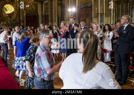 La regina Mathilde del Belgio ha raffigurato durante una cerimonia di premiazione del Queen Mathilde Award 2022 "vedo, IDEA, faccio" della Queen Mathilde Foundation a vzw Brake-out, a Bruxelles, giovedì 12 maggio 2022. Il vincitore del premio Queen Mathilde è stato selezionato da una giuria giovanile di diversi progetti della Fondazione Queen Mathilde BELGA PHOTO HATIM KAGHAT Foto Stock