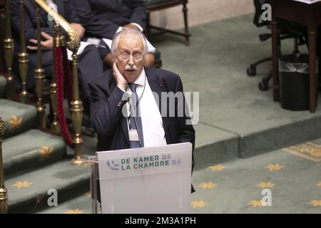 PS' Andre Flahaut ha illustrato nel corso di una sessione plenaria della Camera al Parlamento federale a Bruxelles, giovedì 12 maggio 2022. BELGA FOTO HATIM KAGHAT Foto Stock
