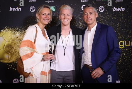 Aline Zeler (C), il nuovo giocatore di Genk, raffigurato durante i Pro League Awards 2022, per i migliori giocatori della prima (1A) e della seconda (1B) divisione dei campionati belgi di calcio, lunedì 23 maggio 2022 a Bruxelles. BELGA PHOTO VIRGINIE LEFOUR Foto Stock