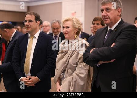 Il Ministro federale David Clarinval, la Principessa Astrid del Belgio e il Presidente del Ministro fiammingo Jan Jambon hanno illustrato nel corso di una sessione informale durante la Missione economica belga negli Stati Uniti d'America, domenica 05 giugno 2022 ad Atlanta. Dal 4th al 12th giugno una delegazione con la Principessa e vari Ministri visiterà Atlanta, New York e Boston. BELGA PHOTO LAURIE DIEFFEMBACQ Foto Stock