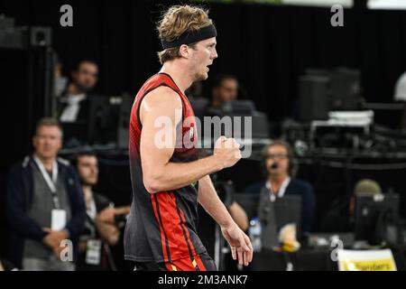 Il belga Thibaut Vervoort festeggia dopo aver segnato durante una partita di basket 3x3 tra Belgio e Polonia, nella finale maschile della FIBA 2022 World Cup, sabato 25 giugno 2022, ad Anversa. La FIBA 3x3 Basket World Cup 2022 si svolge dal 21 al 26 giugno ad Anversa. BELGA FOTO TOM GOYVAERTS Foto Stock