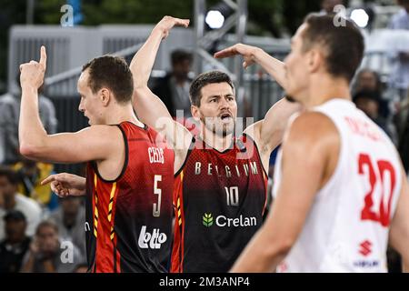 Maxime Depuydt, in Belgio, festeggia dopo aver segnato una partita di basket 3x3 tra Belgio e Polonia, nella finale maschile della FIBA 2022 World Cup, sabato 25 giugno 2022, ad Anversa. La FIBA 3x3 Basket World Cup 2022 si svolge dal 21 al 26 giugno ad Anversa. BELGA FOTO TOM GOYVAERTS Foto Stock