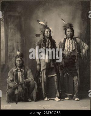 In estate, Kiowa , Indiani del Nord America, Indiani Kiowa, Trans-Mississippi e esposizione Internazionale 1898 : Omaha, Neb.. Fotografie dell'Occidente americano Foto Stock