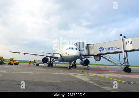 LIPSIA, GERMANIA - 11 SETTEMBRE: Ormeggiato aereo a reazione Germanwings il 11 settembre 2014. Germanwings GmbH è una compagnia aerea tedesca a basso costo con sede a Colonia, whic Foto Stock