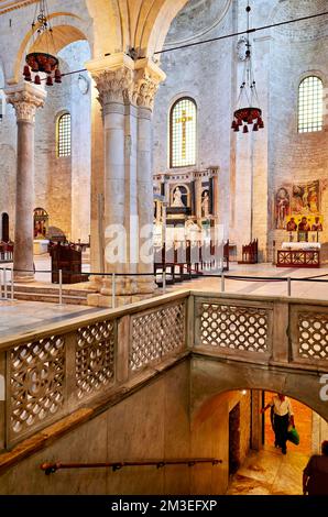 Puglia Puglia Italia. Bari. La Pontificia Basilica di San Nicola Foto Stock