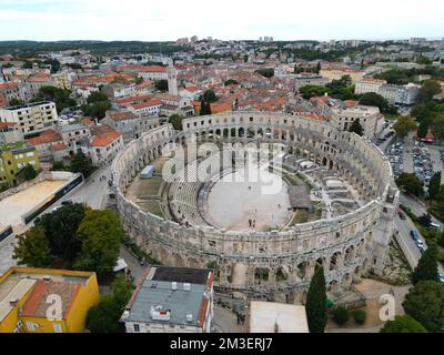 Pula Roman Pula Arena City Croazia drone vista aerea Foto Stock