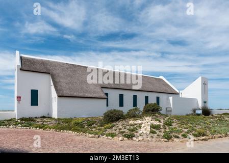 Struisbaai, Sudafrica - 21 settembre 2022: Chiesa della Comunità cristiana Suidpunt a Struisbaai, nella Provincia del Capo Occidentale Foto Stock