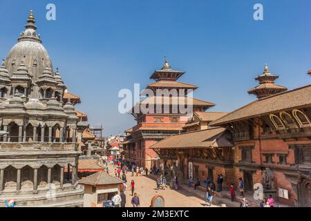 Templi storici sulla piazza Durbar a Patan, Nepal Foto Stock