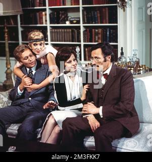 Madame, Sie übertreiben...!, Fernsehspiel nach Jean Jacques Bricaire und Maurice Lasaygues, Deutschland 1975, Regione: Wolfgang Spier, Darsteller: Heinz Ehrenfreund, Anita Kupsch, Gerlinde Locker, Peter Arenz Foto Stock